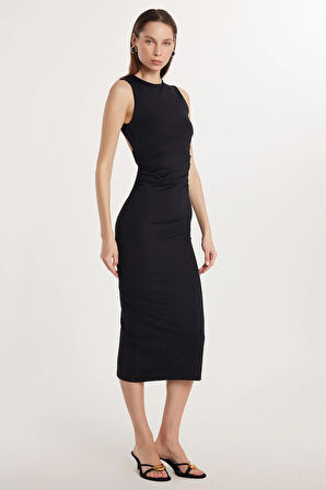 Kadın Slim Fit Dar Kesim Sıfır Kol Bisiklet Yaka Sırt Dekolteli Siyah Elbise