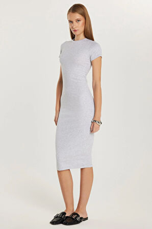 Kadın Standart Fit Bisiklet Yaka Kısa Kollu Modal Kumaş Midi Boy Gri Elbise