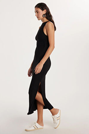 Kadın Modal Kumaş Slim Fit Dar Kesim Sıfır Kol Bisiklet Yaka Siyah Elbise