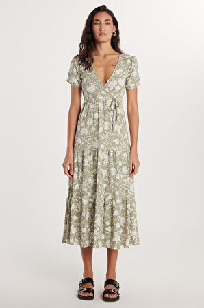 Kadın Slim Fit Dar Kesim Kısa Kollu Baskılı Gofre V Yaka Yeşil Elbise