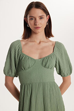 Kadın Standart Fit Normal Kesim Sırt Bağlama Detaylı U Yaka Midi Mint Elbise