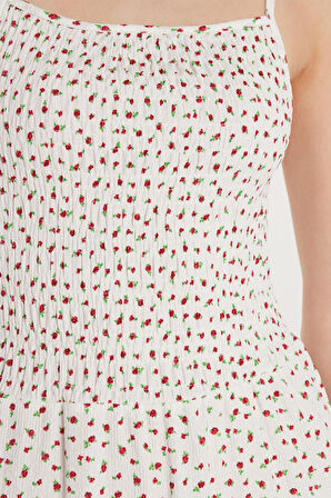 Kadın Slim Fit Dar Kesim İnce Askılı Büzgülü Kare Yaka Elbise