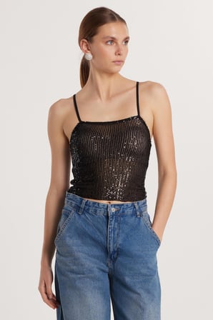 Kadın Slim Fit Dar Kesim Siyah Sıfır Kol U Yaka Bluz