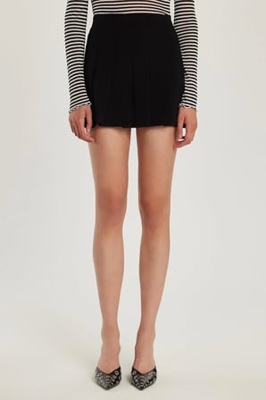 Kadın Slim Fit Dar Kesim Viskon Kumaş Pileli Siyah Mini Etek