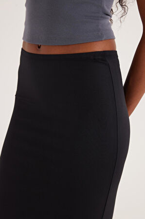 Kadın Slim Fit Dar Kesim Midi Boy Siyah Etek