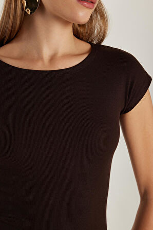 Kadın Modal Kumaş Slim Fit Dar Kesim Kısa Kollu Bisiklet Yaka Kahverengi Elbise