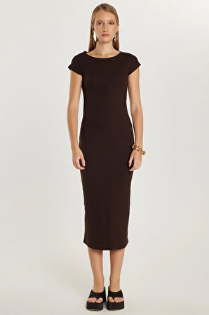 Kadın Modal Kumaş Slim Fit Dar Kesim Kısa Kollu Bisiklet Yaka Kahverengi Elbise