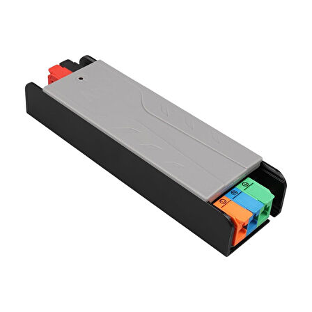 Ayt Powermaster PM-26838 12 Volt 5 Amper 60 Watt Slim Metal Kasa Adaptör Voltaj Göstergeli Şerit Led Adaptör 148X43x27mm