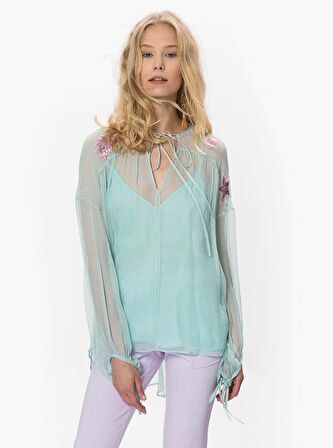 İşlemeli Transparan Mint Bluz   Mint