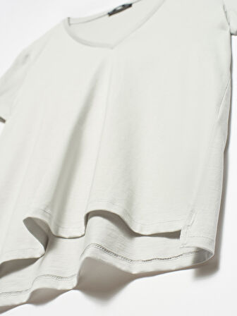 V Yaka Basic T-shirt