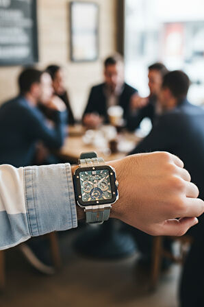 Ferro Gri Silikon Kordon Erkek Kol Saati LFM11572DWT-ZT2