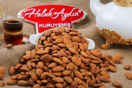Çiğ Badem İçi 1 KG