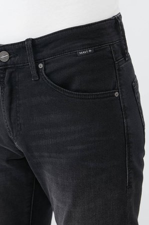Mavi Dar Kesim Pamuklu Jake Jeans Erkek KOT PANTOLON 0042218775 SİYAH