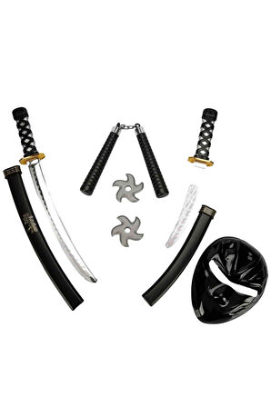 Gerçekçi Ninja Maskesi ve Kılıçlarıyla Unutulmaz Bir Oyun Deneyimi