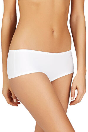 Kom Rosalinda Lazer Kesim Dikişsiz Ekru Şort 