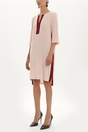 Pembe Yakası aksesuarlı bol kesim midi elbise 91428 | 40