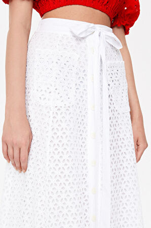 Beyaz Brodeli ve düğmeli etek 81054 | 40