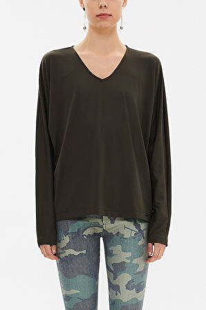 Haki V yaka bol kesim bluz 19784 | 44