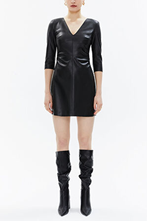 Siyah Pilili V yaka yandan fermuarlı mini elbise 93350 | 44