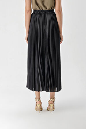 Siyah Piliseli ve aksesuar detaylı uzun etek 81256 | M