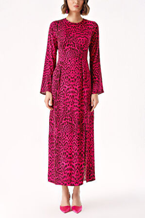 Leopard-Mor Uzun vücuda oturan yırtmaç detaylı elbise 94379 | L