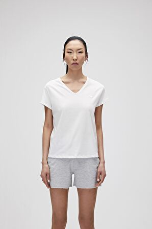 Violet V-Neck T-Shirt Off-White Beyaz Basic Kadın Tişört