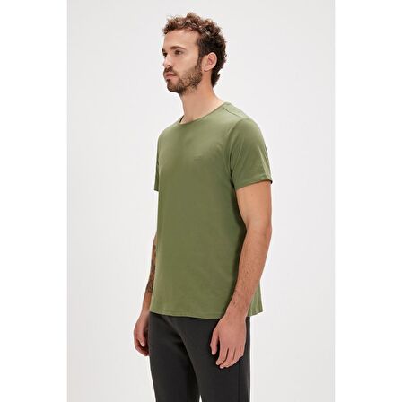 Solid Soluk Yeşil Basic Erkek Tişört