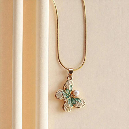 Takvanov İnci Detaylı Kelebek Kolye – Altın Kaplama, Zarif Pinterest Stili Tasarım