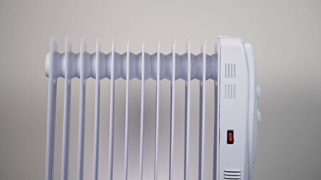 Awox 12F DilimFanlı 2900 W Yağlı Radyatör Beyaz