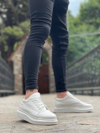 Yıldızdan Beyaz Bağcıklı Poli Taban Erkek Spor Ayakkabı