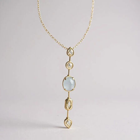 Zarif Taşlı Y Kolye - Altın Rengi Tasarım