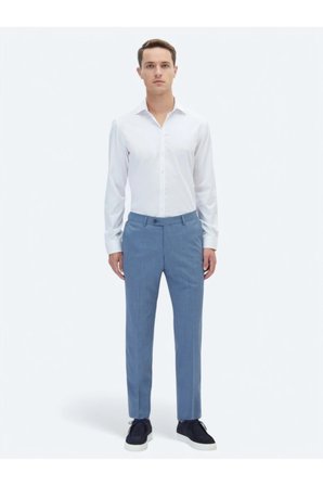 Beyaz Düz Slim Fit Dokuma Klasik %100 Pamuk Gömlek