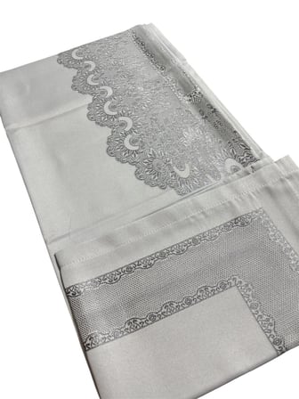 Atak Jumbo Jakarlı Dertsiz Yemek Masa Örtüsü 160 x 220