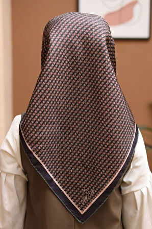 Silk Home Yeşil Geometrik Desen Tivil İpek Eşarp IST11421-41