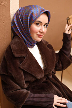 Silk Home Saks Mavi-Taba Geometrik Desenli Tivil İpek Eşarp IST11421-53