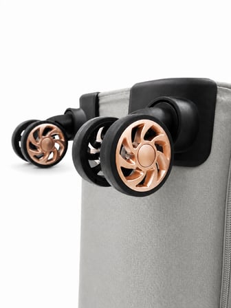 Fossil Unisex Kumaş Kabin Boy Ultra Hafif Şifreli Körüklü Kendi Etrafında Dönebilen Valiz 010-03