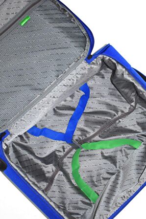 United Colors Of Benetton Ultra Light Kumaş Orta Boy Valiz Mavi BNT2400