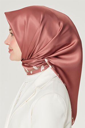Armine Sura İpek Eşarp 21Y8553 85