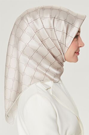 Armine Sura İpek Eşarp 21Y8555 02