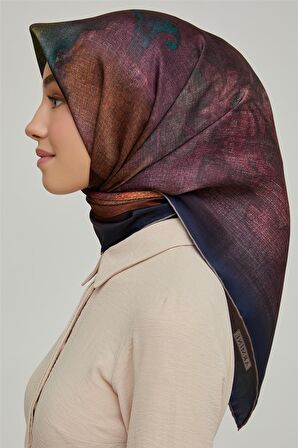 Armine Sura İpek Eşarp 21Ka8648 02