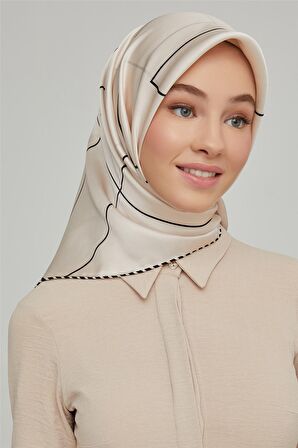 Armine Sura İpek Eşarp 21Ka8655 06