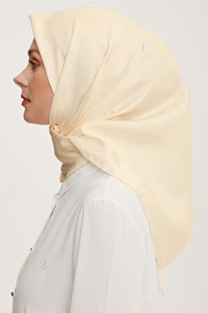 Düz Boyalı % 100 Sura İpek Eşarp 0010D