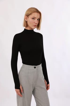 Kadın Parmak Detaylı Body