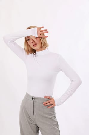 Kadın Parmak Detaylı Body