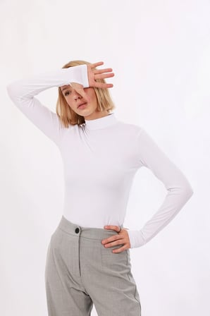 Kadın Parmak Detaylı Body