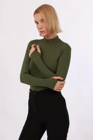 Kadın Parmak Detaylı Body