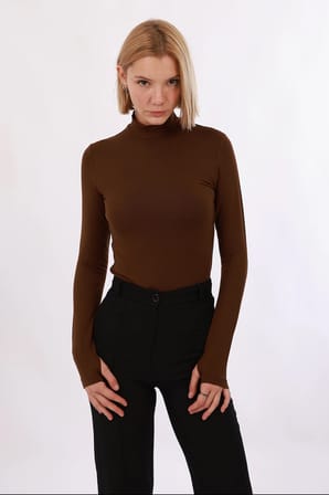 Kadın Parmak Detaylı Body
