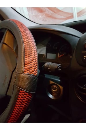 Geçmeli Direksiyon Kılıfı Kokusuz Kırmızı 36-38 cm Nakışlı Lux Suni Deri