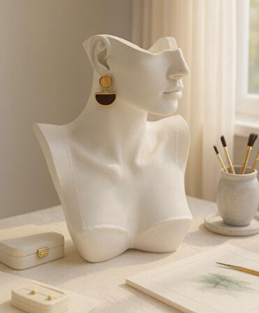 Kahverengi Taşlı Minimal Tarz Küpe