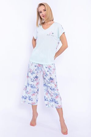 Arnetta Çiçek Desenli Nil Mavisi Kadın Kapri Takım